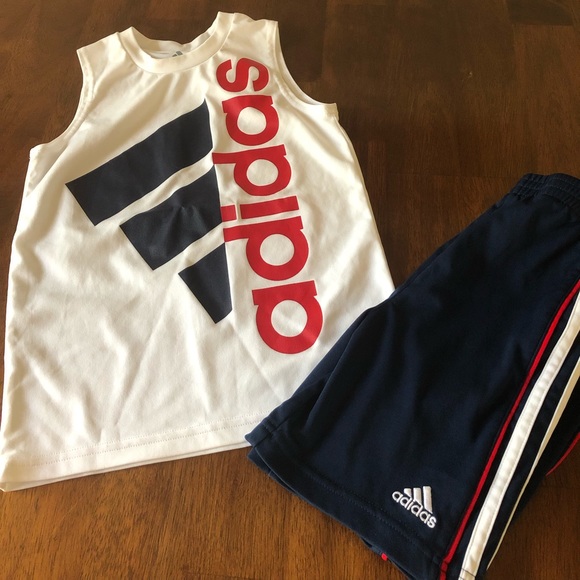 Adidas shorts set - Picture 1 of 2